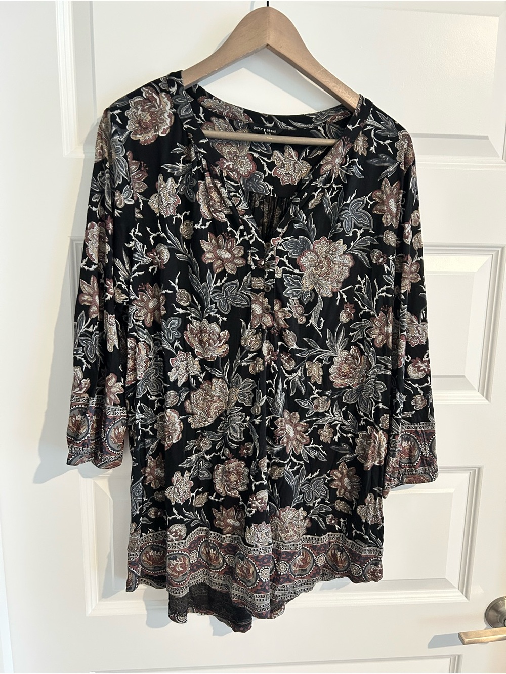 Lucky Brand Floral Tunic Top Black Gray Size 1X